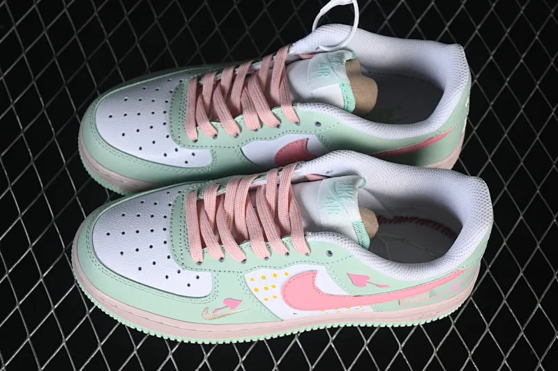 All categories Nk Air Force 1 Air Force series Nk Air Force 1 Low Air Force low top Nike Air Force 1'07 Low "Mint & Pink Sweetheart" Hand-painted graffiti Green and pink sweetheart Air Force 1 low-top casual sneakers DB3301-909